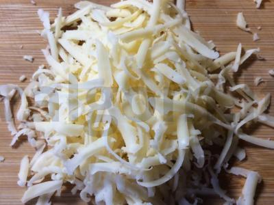 Salotas su sūriu ir ananasais Žingsnis 2