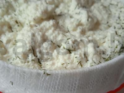 Adygei sūris iš kefyro Žingsnis 3