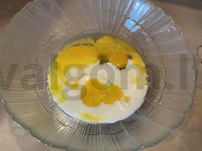 Avižų blynas su pomidorais ir sūriu Žingsnis 1