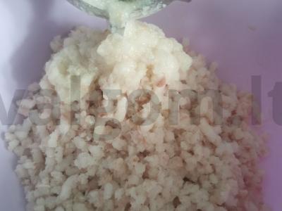 Krevetės iš menkės džiūvėsėliuose Žingsnis 1