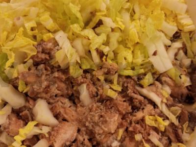 Salotos su konservuota sardinė ir Pekino kopūstu Žingsnis 2