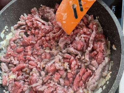 Kukurūzų, sūrio ir faršo apkepas Žingsnis 3