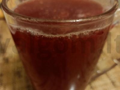 Kompotas „Žudantis vitaminų kiekis“ pagrindine nuotrauka