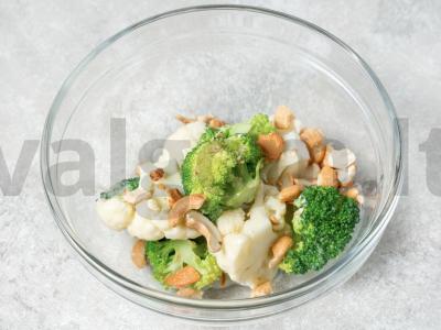 Lengvas salotas su anakardžiais Žingsnis 5