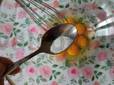 Blynai su putpelių kiaušiniais Žingsnis 2