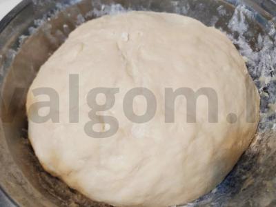 Velykiniai bandelės-nestai Žingsnis 4