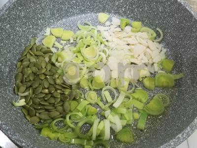 Aštrus doradas su makaronais ir meksikietišku pesto Žingsnis 2