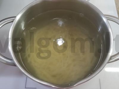 Aštrus doradas su makaronais ir meksikietišku pesto Žingsnis 3