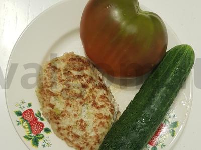 Kiaulienos ir jauno cukinijos kotletai pagrindine nuotrauka