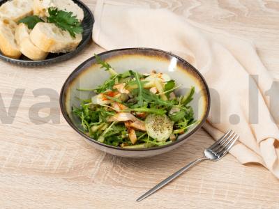 Indėnų filė salotos su žemės riešutų sviestu pagrindine nuotrauka