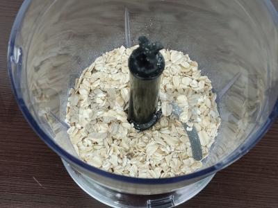 Avižų blynas su pomidoru ir kumpiu Žingsnis 1