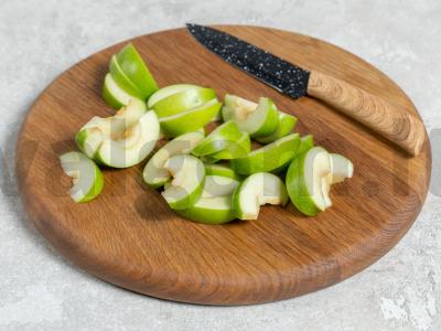 Obuolių pyragas iš sluoksniuotos tešlos Žingsnis 1