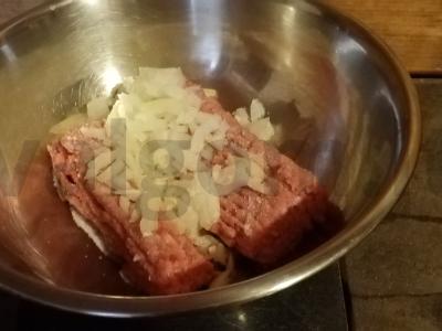 Kotletai su džiūvėsėliais Žingsnis 1