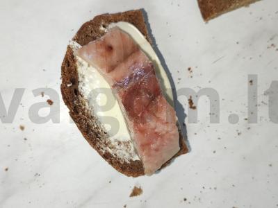 Sumuštiniai su silke ir marinuotais svogūnais Žingsnis 4