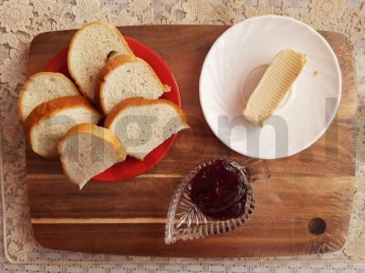 Skrebučiai su vyšnių džemu Žingsnis 1