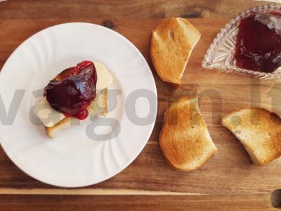 Skrebučiai su vyšnių džemu Žingsnis 4