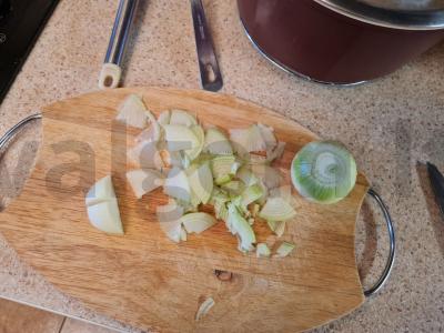 Prancūziškas svogūnų sriuba Žingsnis 2