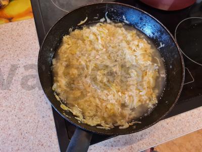 Prancūziškas svogūnų sriuba Žingsnis 4