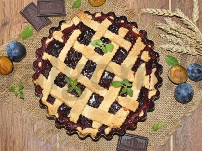 Pyragas „Slyva šokolade su cinamonu“ pagrindine nuotrauka