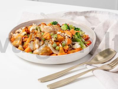 Kalakutienos filė su daržovėmis pergamente pagrindine nuotrauka