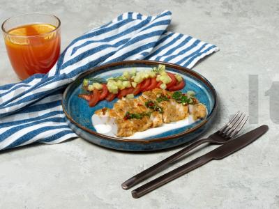 Kalakutienos filė mineraliniame vandenyje pagrindine nuotrauka