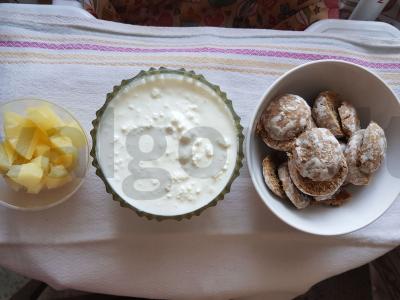 Meduolinis tortas su varške ir ananasais Žingsnis 2