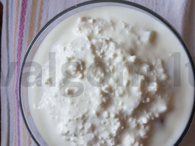 Meduolinis tortas su varške ir ananasais Žingsnis 5