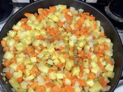 Pomidorų sriuba su balta žuvimi Žingsnis 1