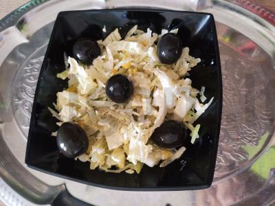 Švelnus ridikėlių salotas pagrindine nuotrauka