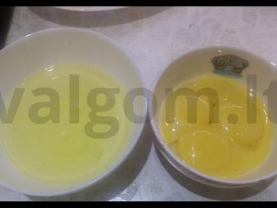 Beze su kukurūzų krakmolu Žingsnis 1