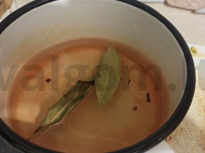 Marinuoti burokėliai su česnaku ir gvazdikėliais Žingsnis 1