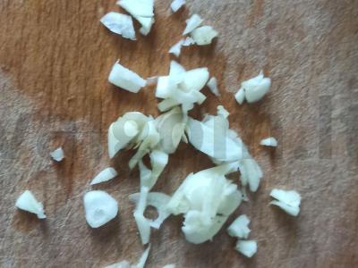 Marinuoti burokėliai su česnaku ir gvazdikėliais Žingsnis 2