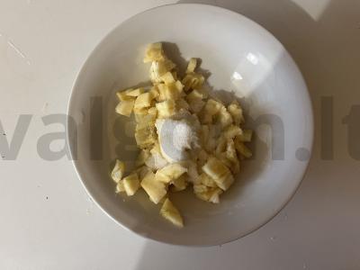 Mažai kaloringi varškės bandelės su bananų įdaru Žingsnis 7