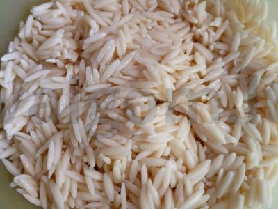 Makaronų salotos su rizoni Žingsnis 1