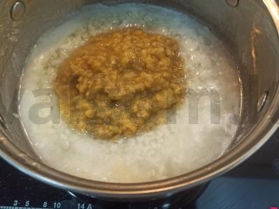 Lęšiai su ryžiais, svogūnais ir pomidorų pasta Žingsnis 4