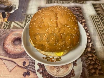 Sūrio ir kiaulienos burgeris pagrindine nuotrauka