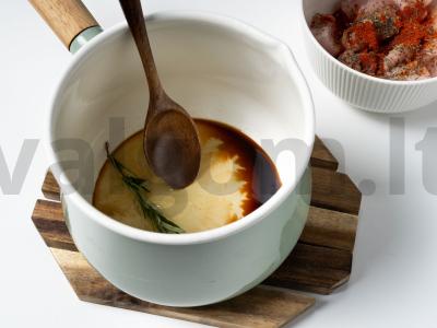 Kalakutienos filė su daržovėmis ir balzaminiu kremu Žingsnis 2