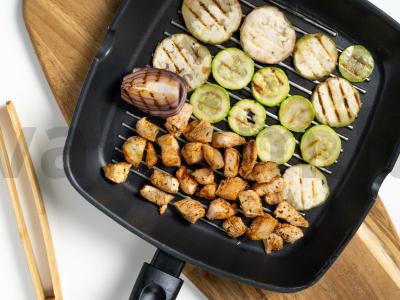 Kalakutienos filė su daržovėmis ir balzaminiu kremu Žingsnis 3