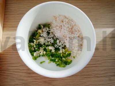 Ryžių sriuba su jautiena ir žaliuosius svogūnais Žingsnis 2