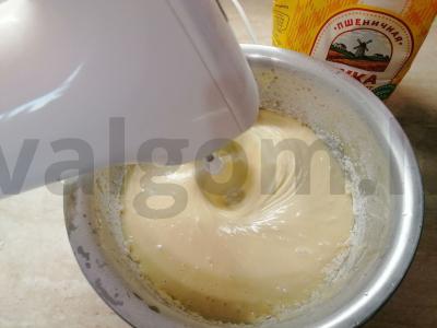 Paprastas keksiukas su aguonomis Žingsnis 2