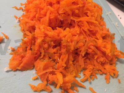 Salotas „Silkė po kailiu šventinis“ Žingsnis 4