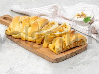 Kulebjakas su kopūstais pagrindine nuotrauka