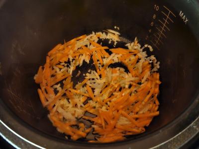 Vištienos šči multivarke Žingsnis 1