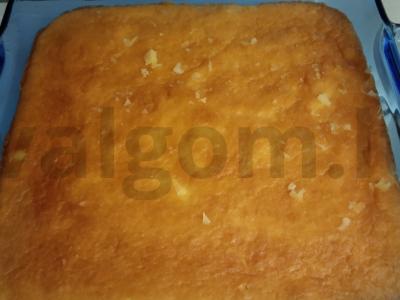 Braškės tortas Žingsnis 1