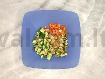 Šiltas salotas su vištiena Žingsnis 2