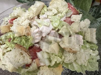 Skaniausias Cezario salotas pagal unikalų receptą pagrindine nuotrauka