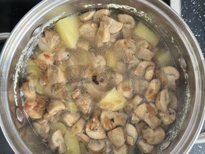 Grybų grietinėlės sriuba Žingsnis 7