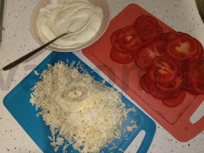 Kiaulienos kepsniai su pomidorais ir sūriu Žingsnis 4