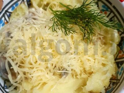 Kroška bulvė su grybais ir grietinėlėmis pagrindine nuotrauka