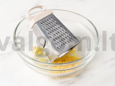 Spanguolių uogienė žiemai Žingsnis 3